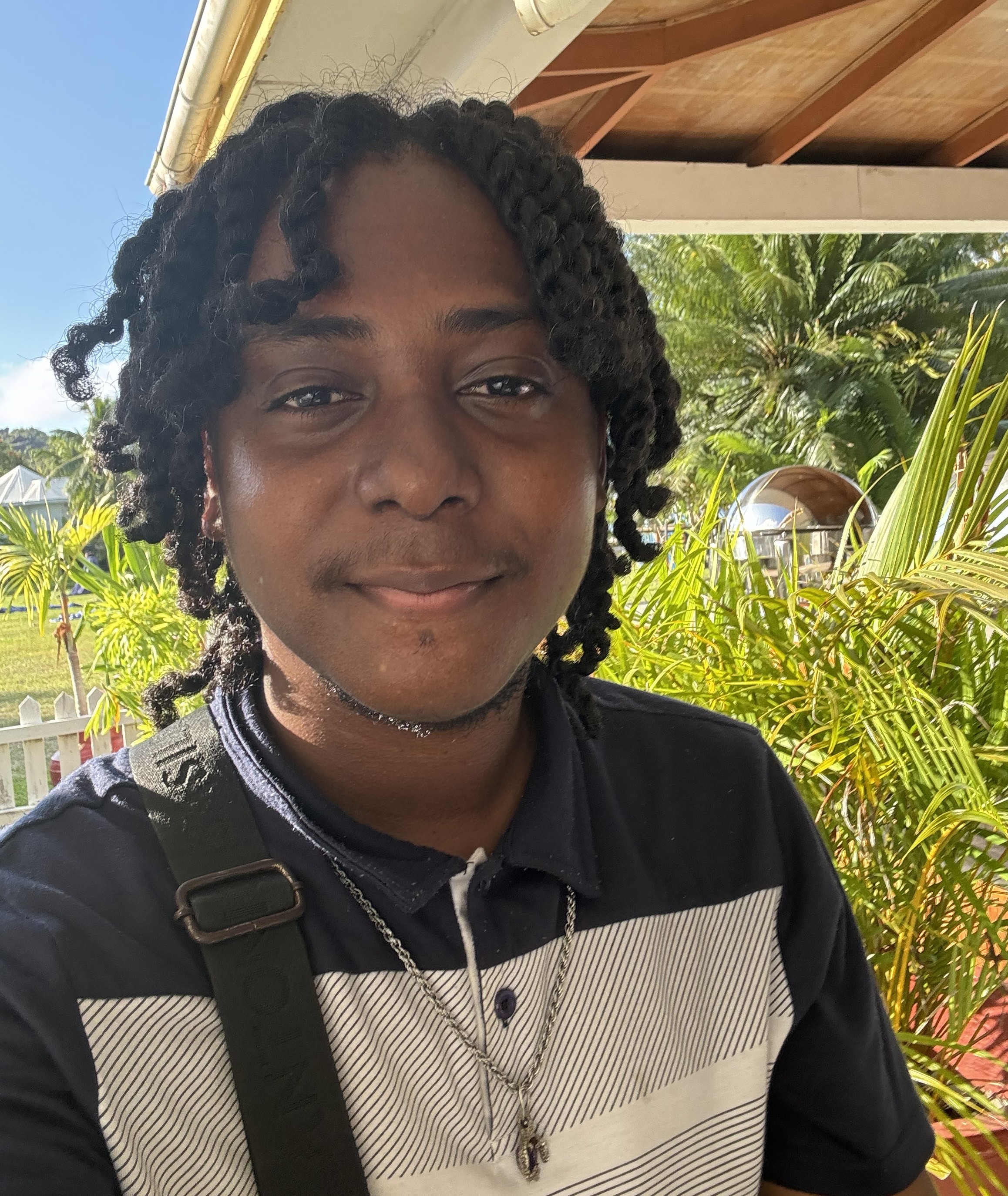 Delroy Servina